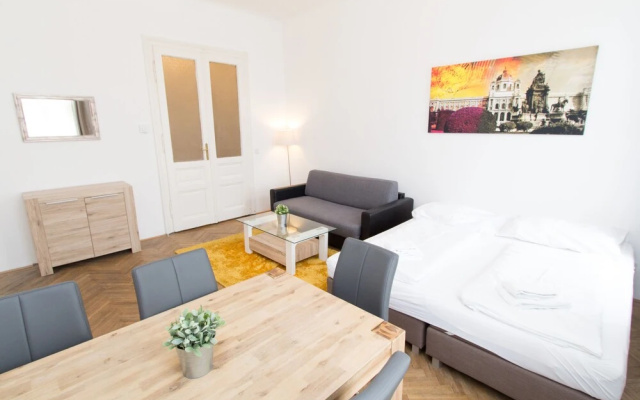 CheckVienna - Liechtensteinstrasse