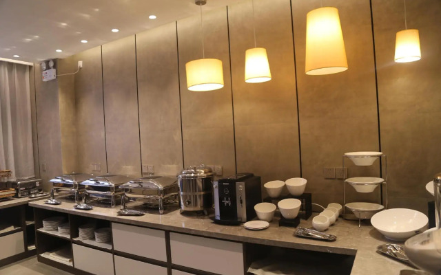Starway Hotel (Yunhua Street, Yuci, Jinzhong)