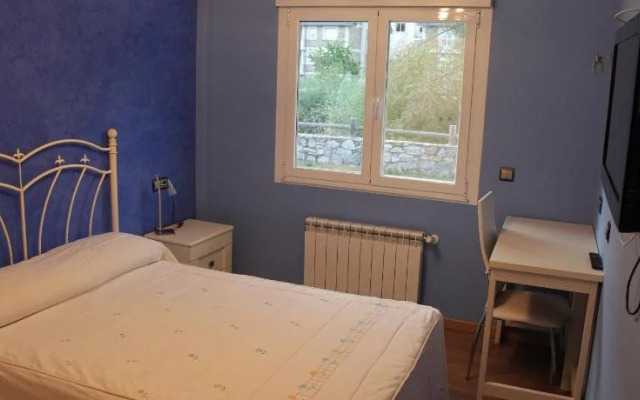 Hostal Burbia