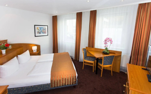 Hotel Condor