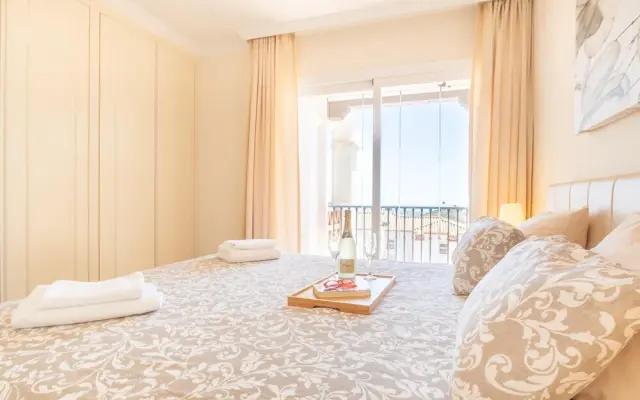Pool Calahonda Palmeras With Sea View