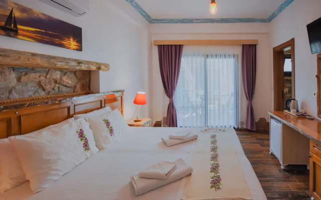 Ekinoks Otel