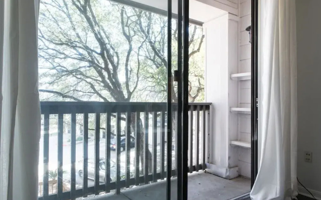 WanderJaunt - North Austin Apartments