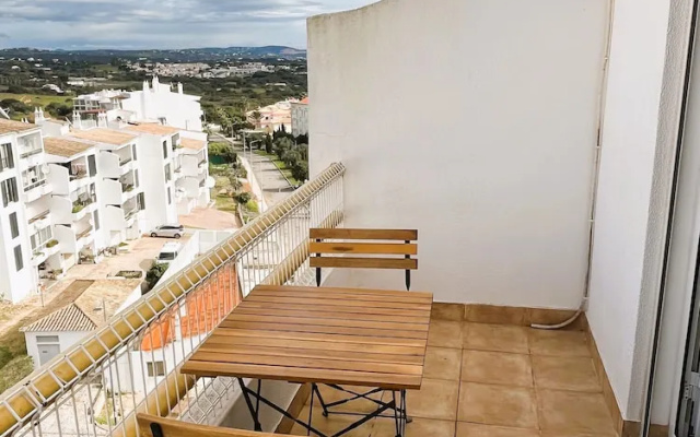 1+1 Bedroom Apartment Veiga, Praceta Vitorino Nemésio, Albufeira