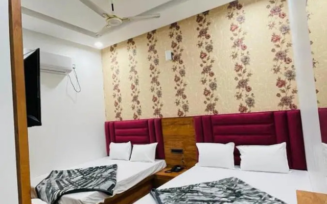 Hotel 4S Niwas
