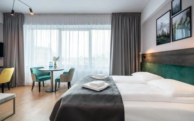 Green Hotel