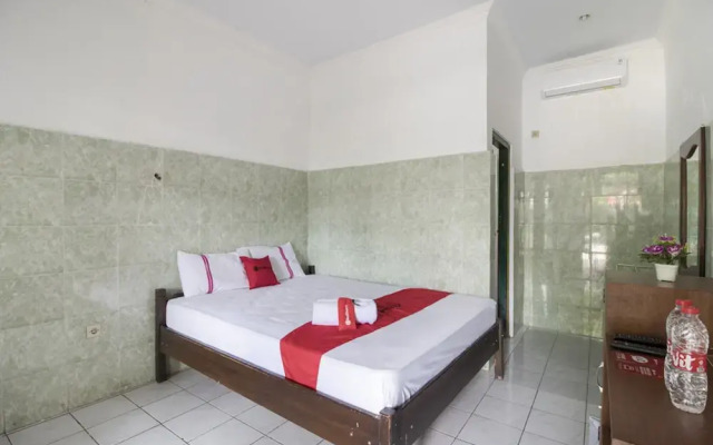 Hotel Sala by RedDoorz