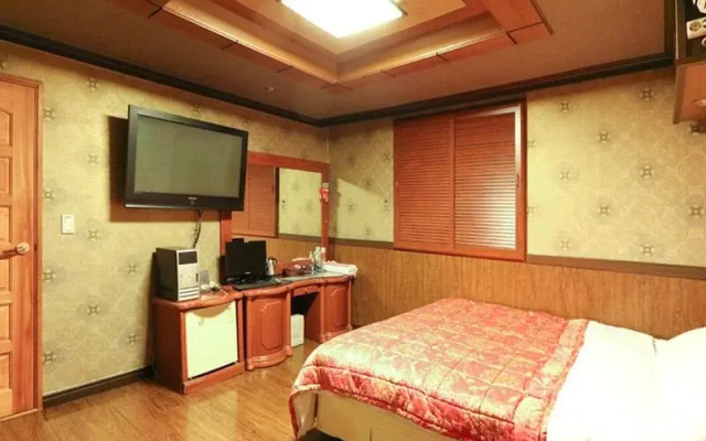 Asahi Motel