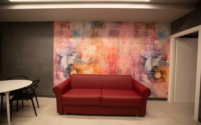 Red Diamond in Naples
