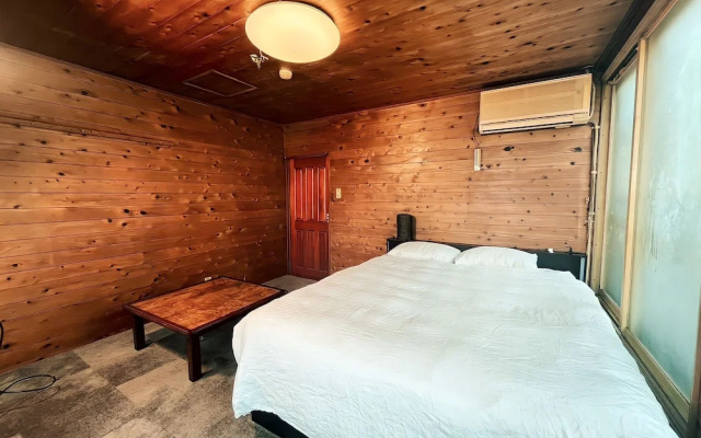 Hotel1800