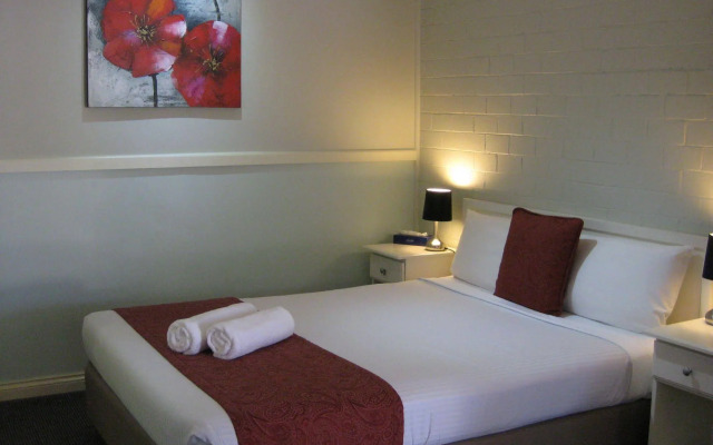 Rose City Motor Inn