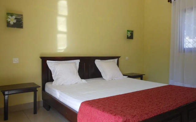 Saara Hotel