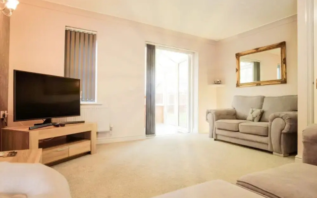 Rider Gardens Holiday Home