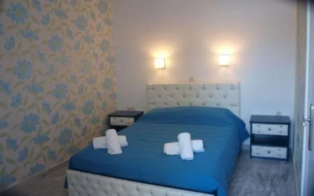 Limani Apartments