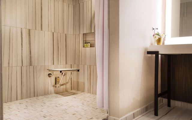 The Yorkville Royal Sonesta Hotel Toronto