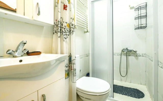 Lovely Flat Near Taksim Square in Cihangir