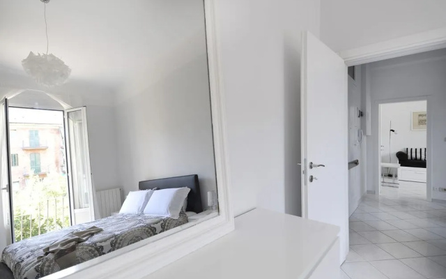 Green Street Apartment