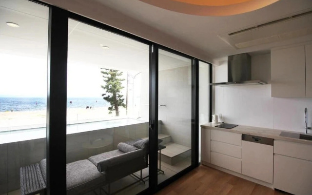 The Selora Miura
