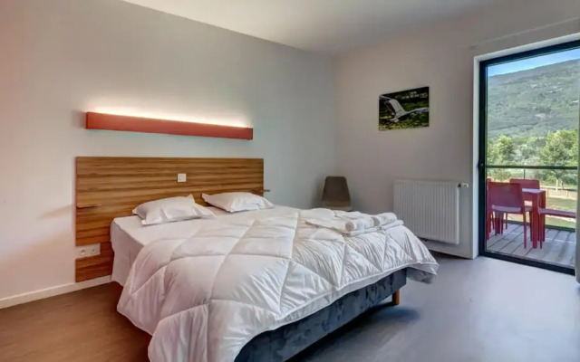6-person Apartment in Motz