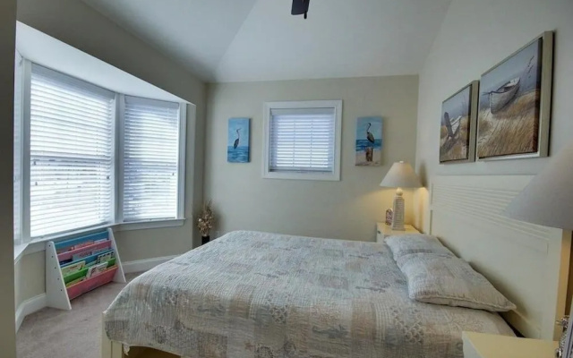 1602 Sunburst 111 - 3 Br Home