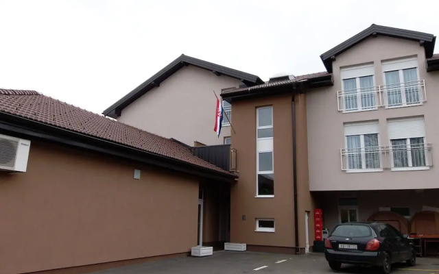Hotel Amarilis