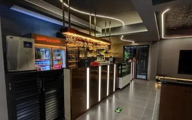 Nanjin Qiuchan·Cloud Brook Hot Spring Art Resort (Fuli Health Valley)