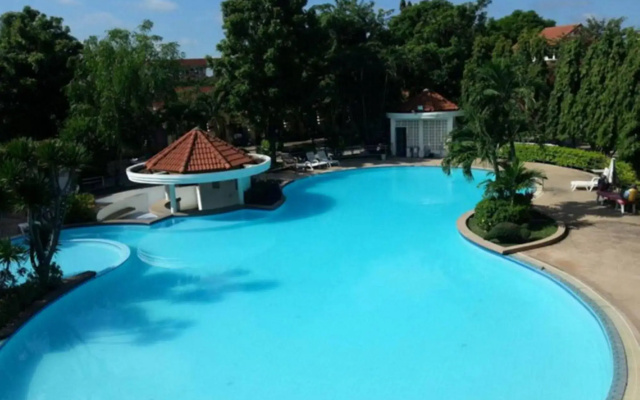 Lopburi Inn Resort