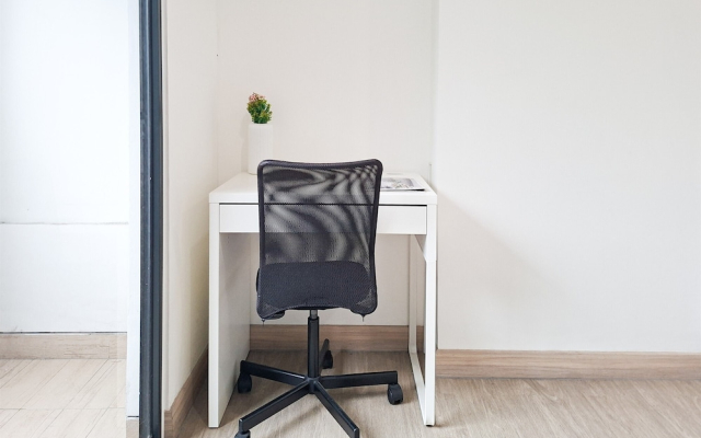 Homelike And Relaxing Studio Apartment Collins Boulevard