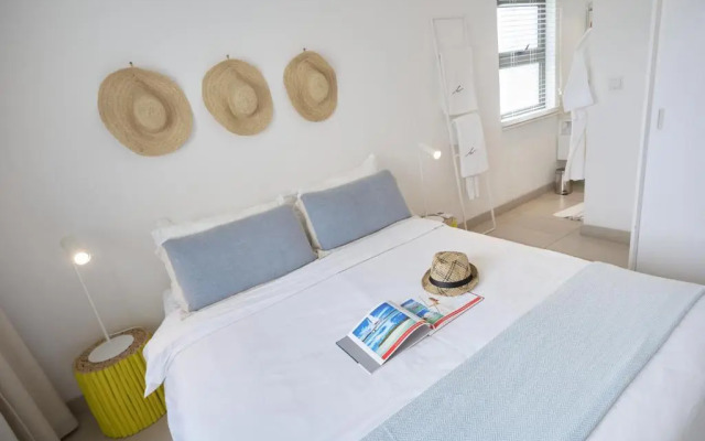 Les Estivales Beachfront Suites & Penthouses by LOV