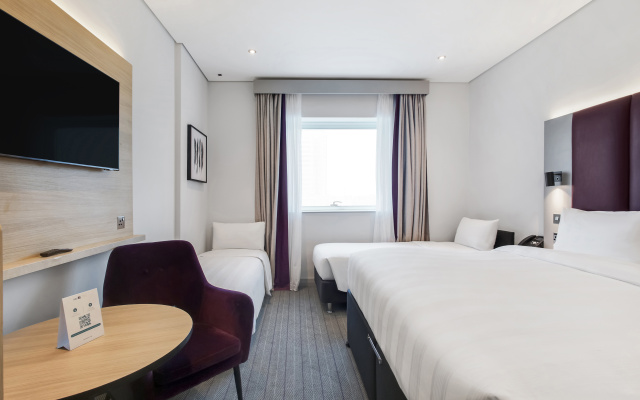 Premier Inn Dubai International Airport