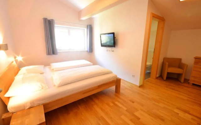 Penthouse Cooper by Alpen Apartments