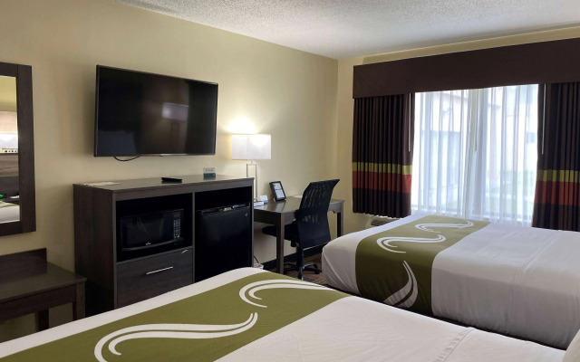 AmericInn by Wyndham Fort Atkinson