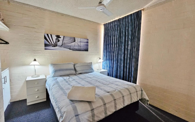 Riverview Holiday Apartment 75 - Kalbarri WA