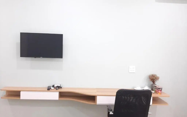 MIDMOST C22 Apartment