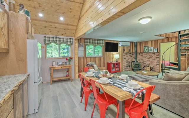 'wandering Elk' Cabin Retreat w/ Golf Access!