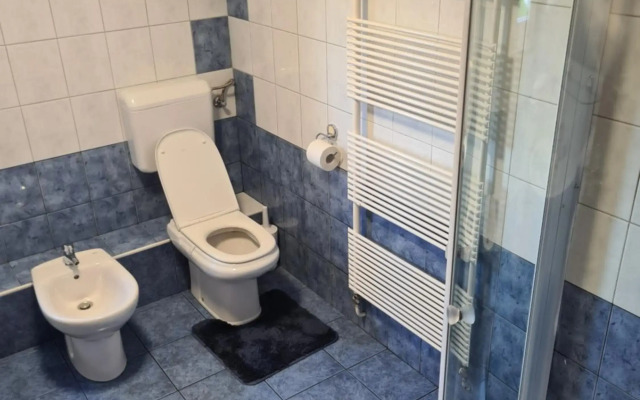 Rok Apartment