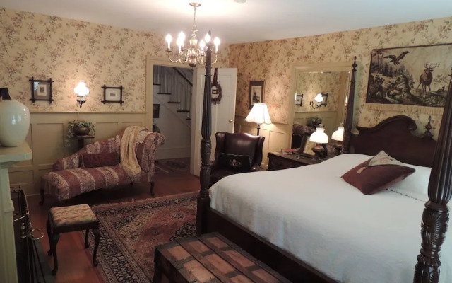 1868 Magnolia House Inn
