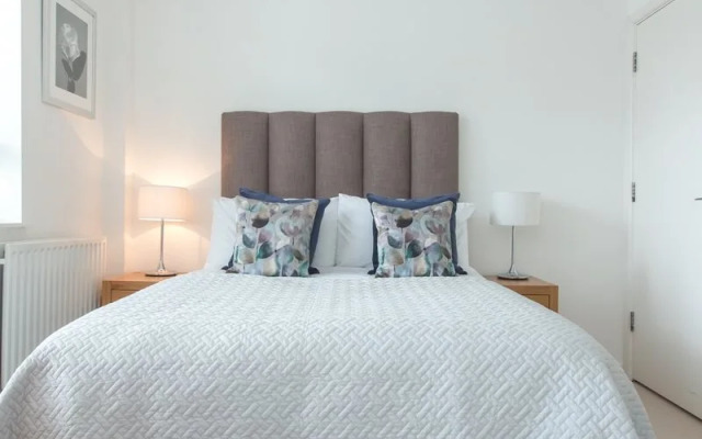 Apple Apartments Kew Bridge