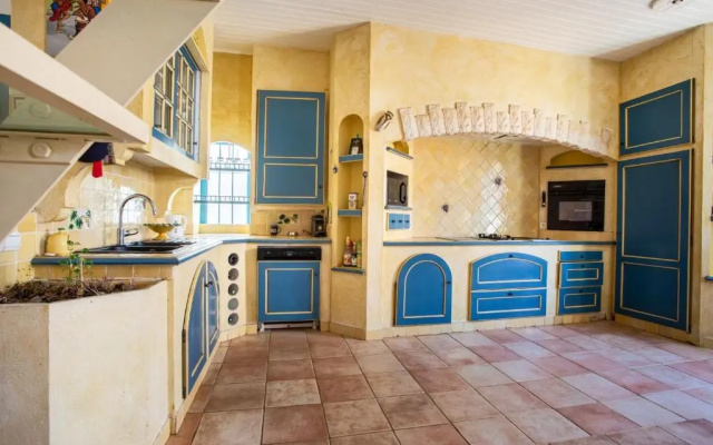 Le Famoso - Apt 5e proche place Arago