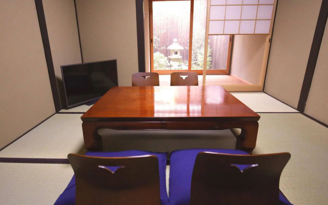 Machiya AND