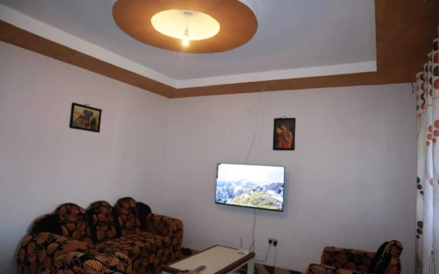 Lux Suites Mara Holiday Homes