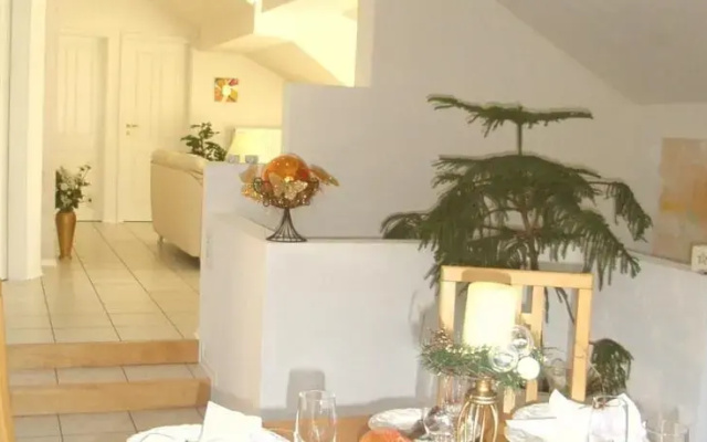 Carina Apartments