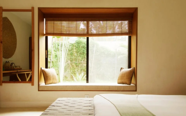 Jungle Safari Lodge