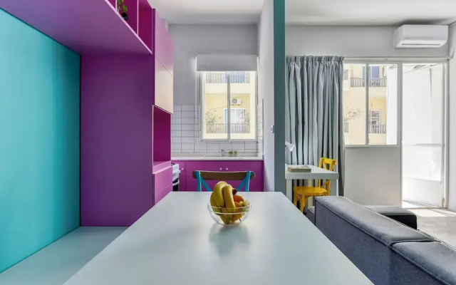 The Pop House 2-BR Apt in Mar Mkhayel