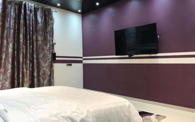 Deluxe Furnished Apartments