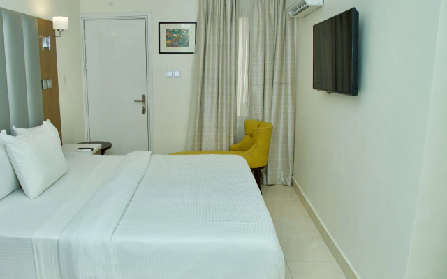 Box Residence Hotel & Apartment