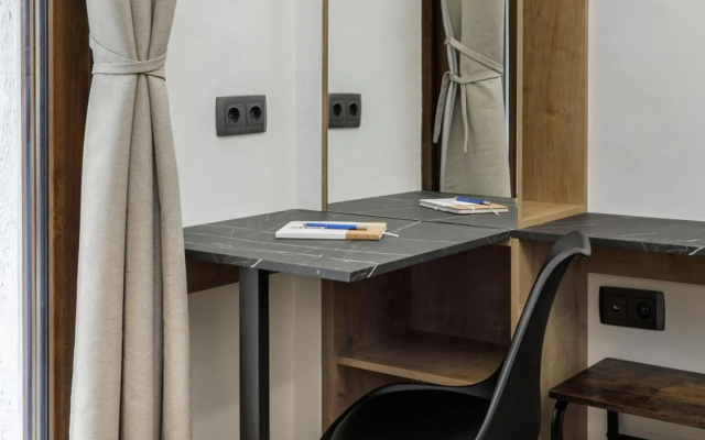 Stylish and Modern Studio - Miltos