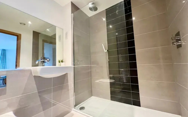 Modern 2-bed Dartford - Free Parking & Fast Wifi