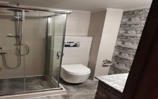 Ataviros Hotel