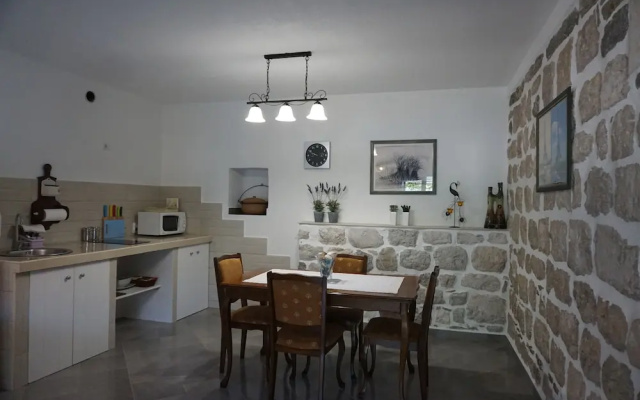 Guesthouse Dragutinovic